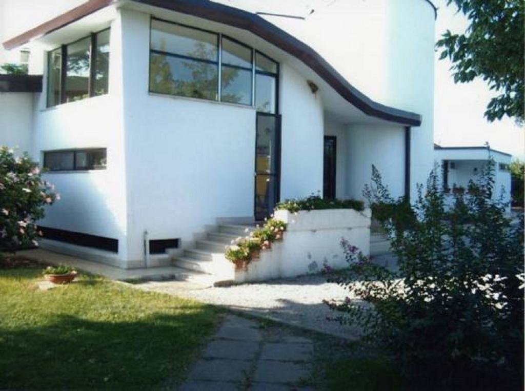 B&B Villa Napoli Battipaglia Bagian luar foto
