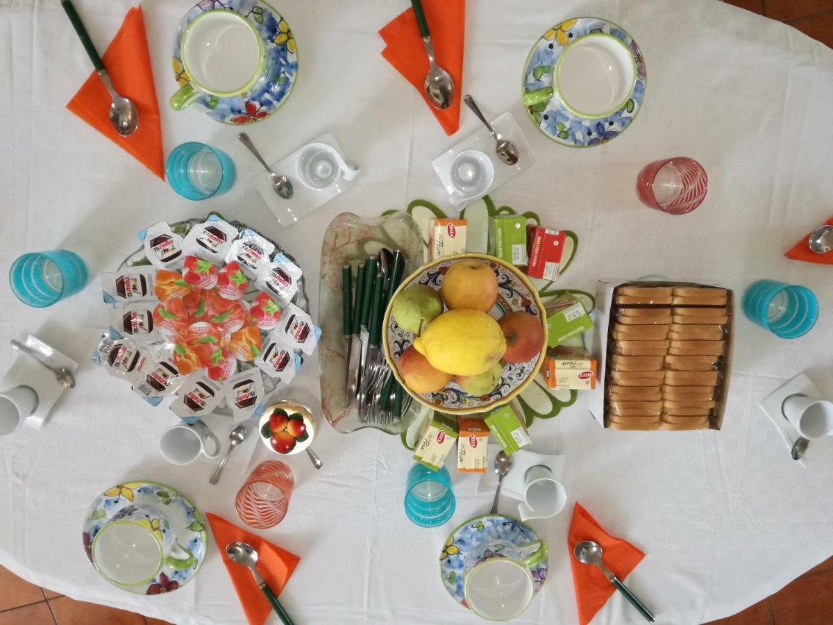 B&B Villa Napoli Battipaglia Bagian luar foto