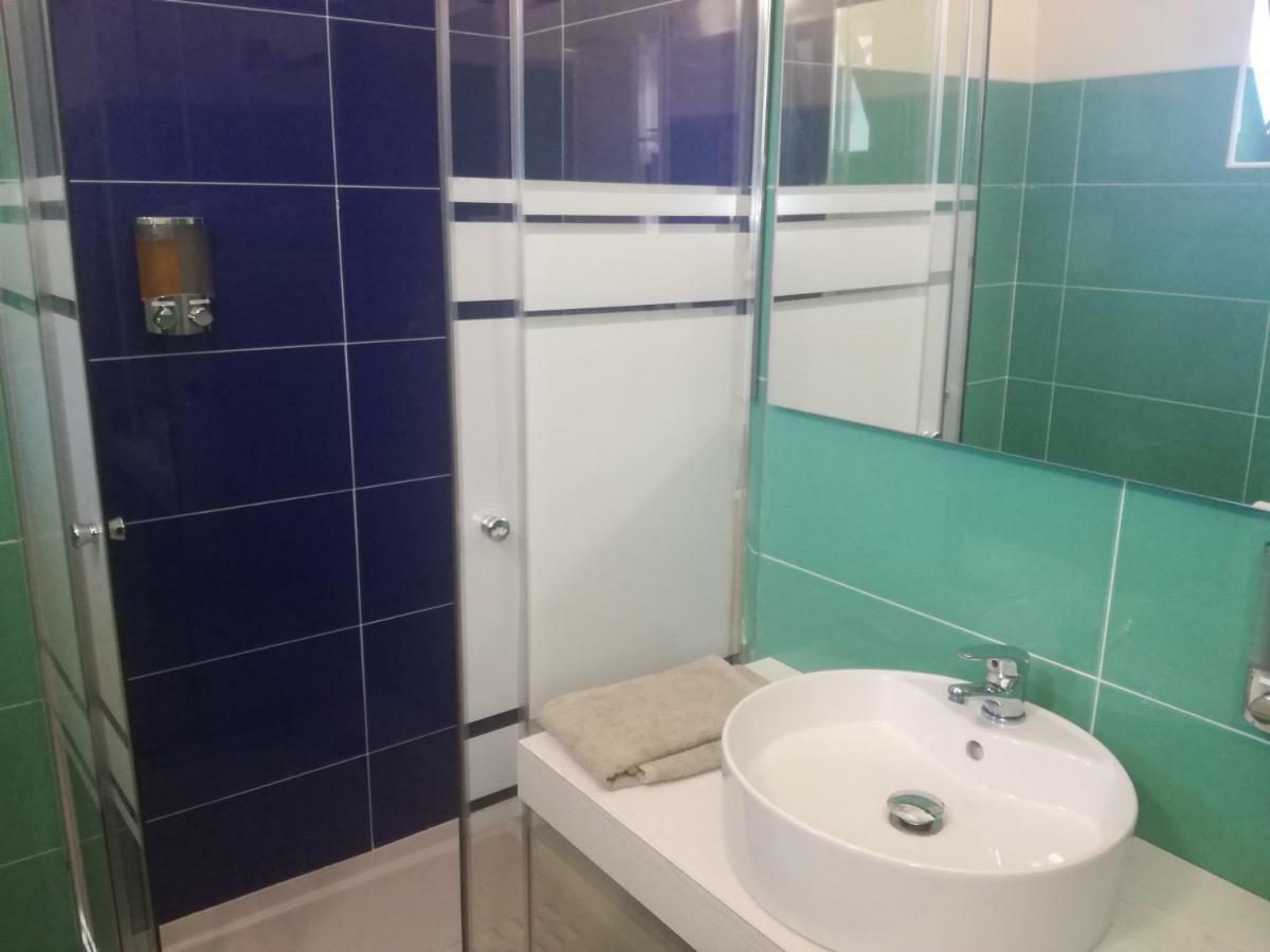 B&B Villa Napoli Battipaglia Bagian luar foto