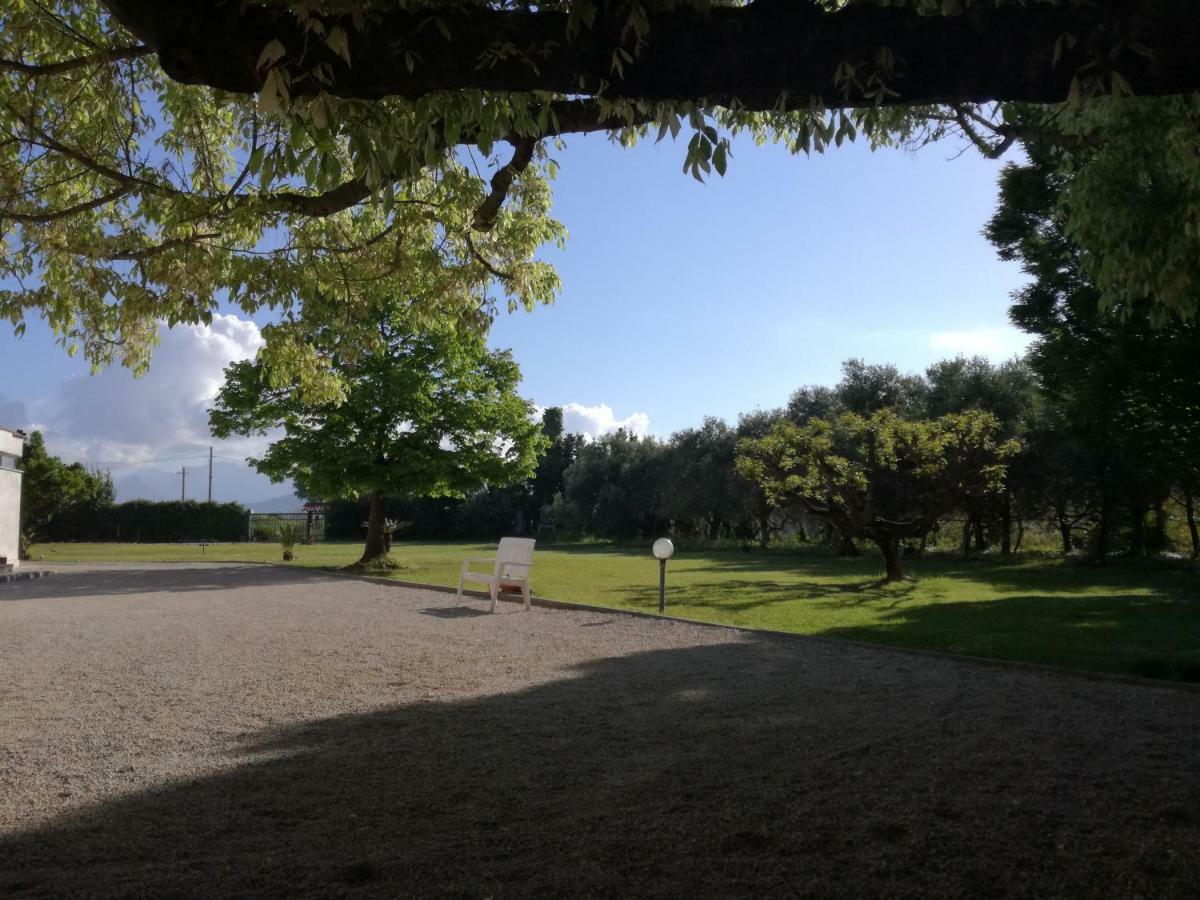B&B Villa Napoli Battipaglia Bagian luar foto